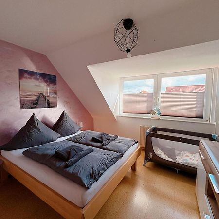 Ferienwohnung KÖÖK II - Der Strand ist zum greifen nah.... Neuharlingersiel Exterior foto
